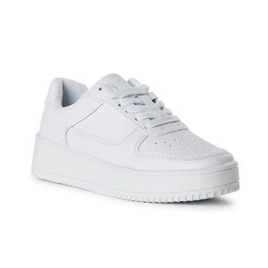 No boundaries size 8 shoes, all white. Used but in good condition.